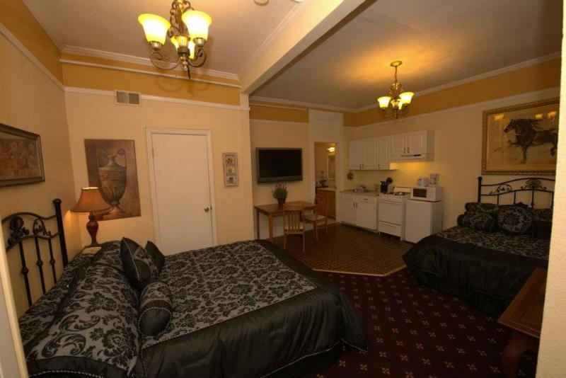 Music City Hotel - The San Francisco Music Experience Hostal *