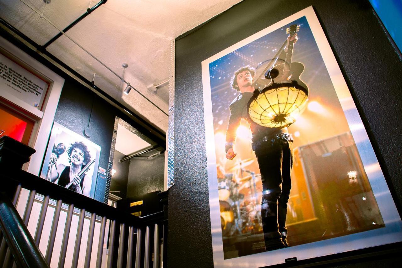 Music City Hotel - The San Francisco Music Experience Hostal *