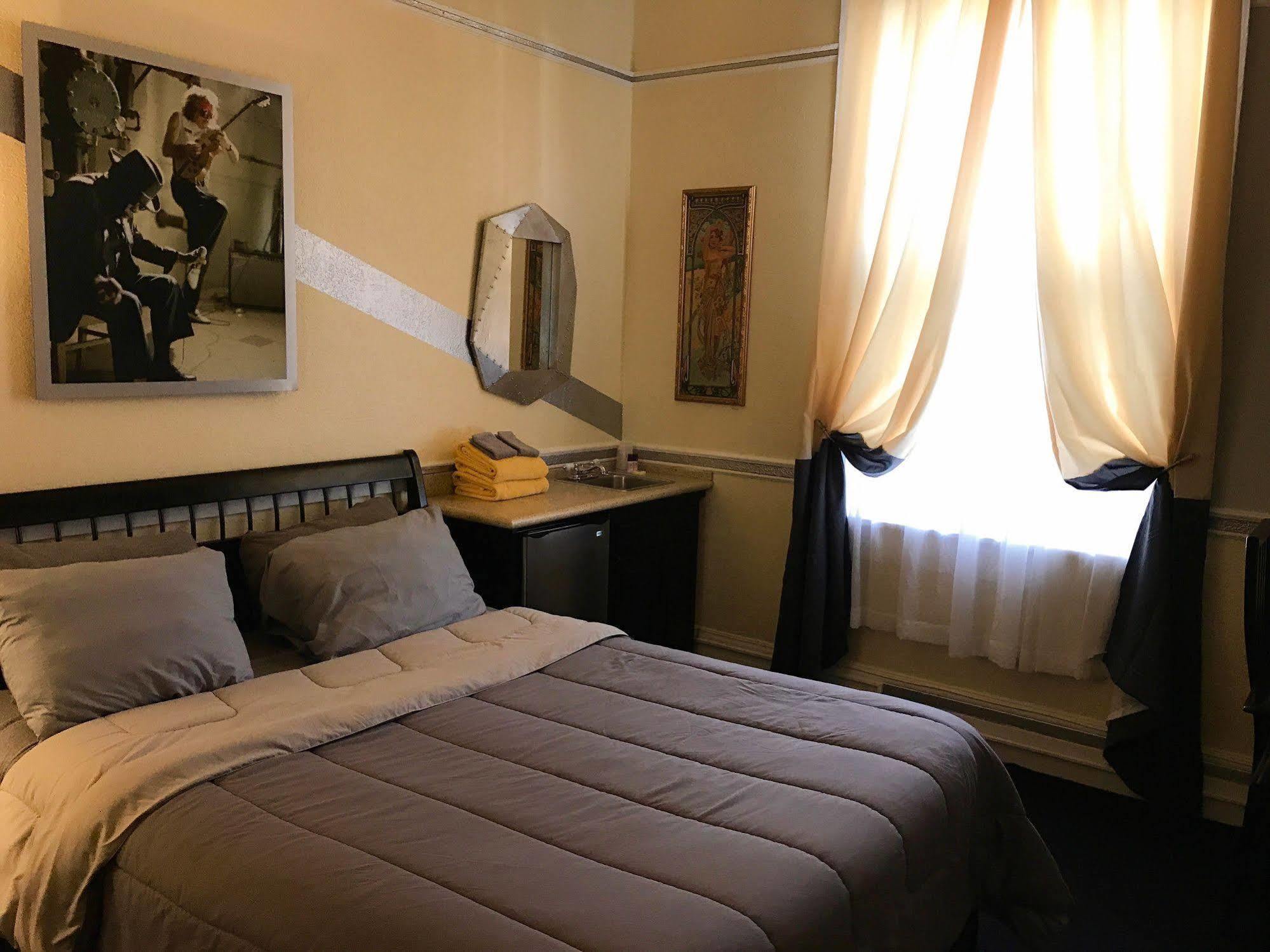 Music City Hotel - The San Francisco Music Experience Hostal